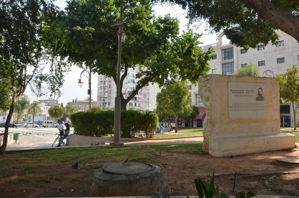 Pinsker Garden Apartment - Petah Tikva Petach Tikva Zewnętrze zdjęcie